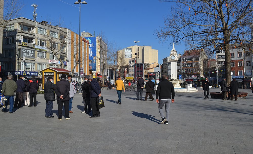 Vatandaşlar Güneşin Tadını Çıkardı 