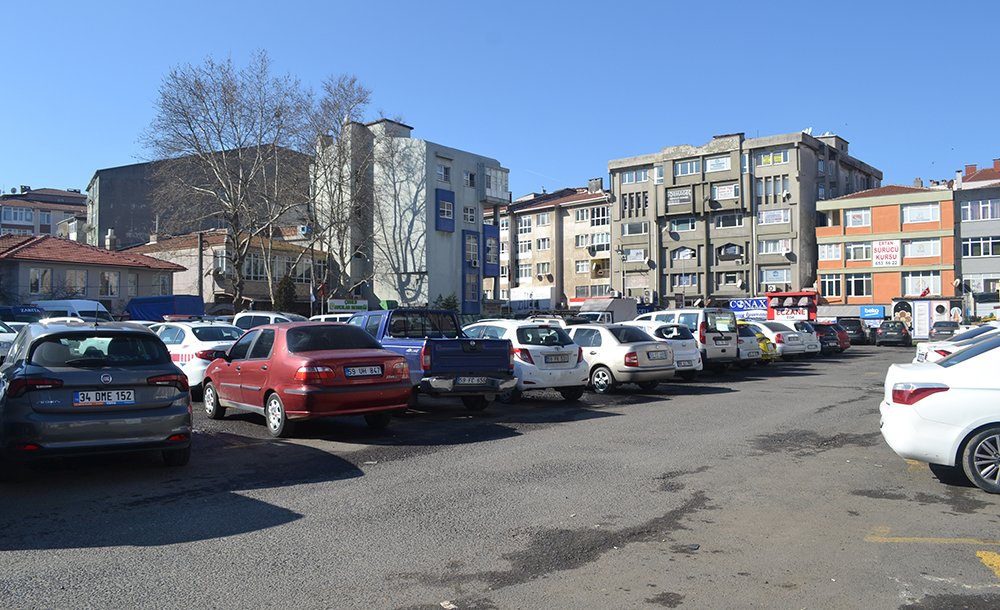 Otopark Yine Dolu!
