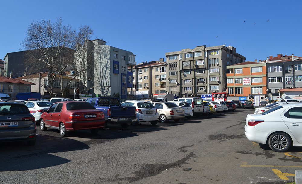 Otopark Yine Dolu!