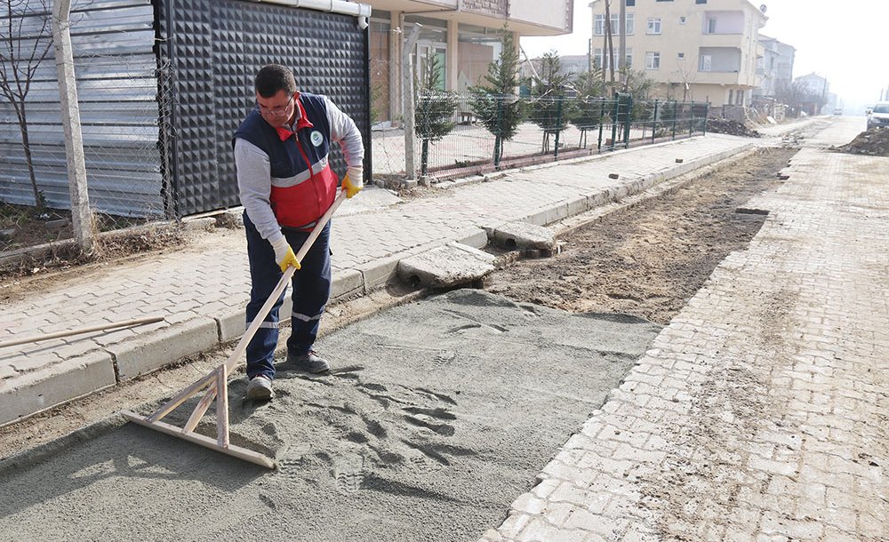 Ergene'de Yol Çalışmaları Devam Ediyor