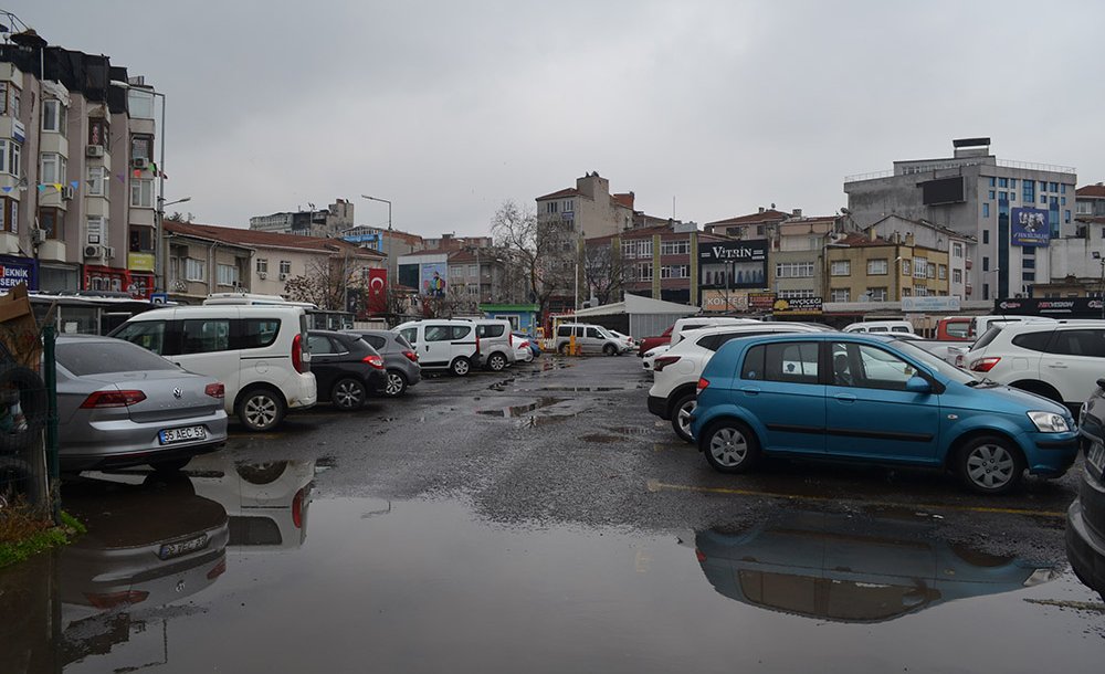 Bu Otopark Tekpark'a Yakışmıyor!