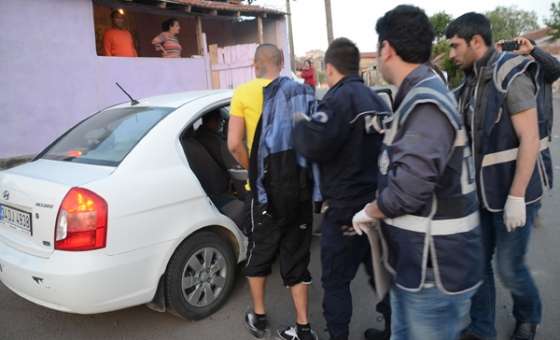 Yaralama Suçundan Aranan Kişi Yakalandı
