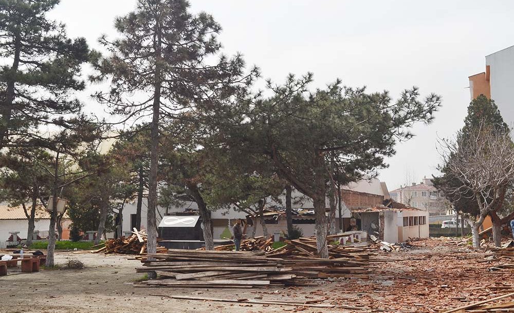 Okulların Yapılmasıyla İlgili Hiçbir Adım Yok!