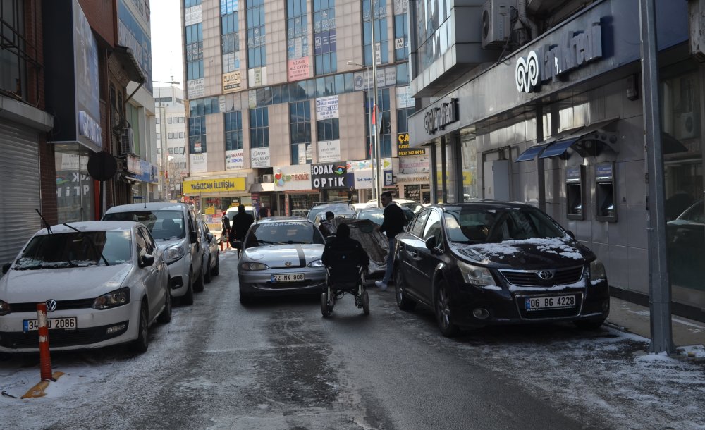 Çorlu'da Yaşam Onlar İçin Zor!