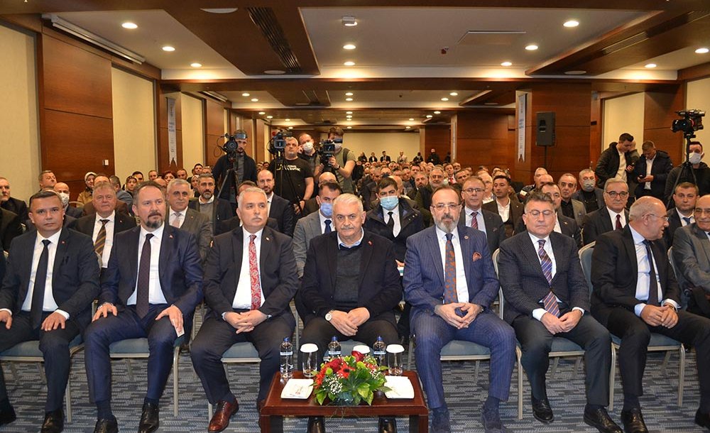 Binali Yıldırım Çorlu'da Coşkuyla Karşılandı