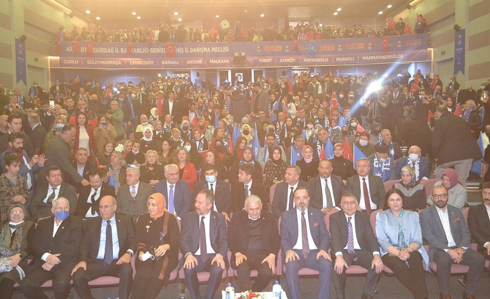 Binali Yıldırım Çorlu'da Coşkuyla Karşılandı