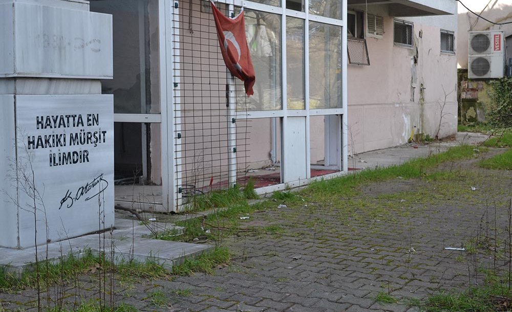 Binanın Yeni Hali Görenleri Şaşırtıyor!