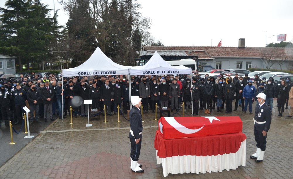 Polis Memuru Mehmet Alıç Son Yolculuğuna Uğurlandı 