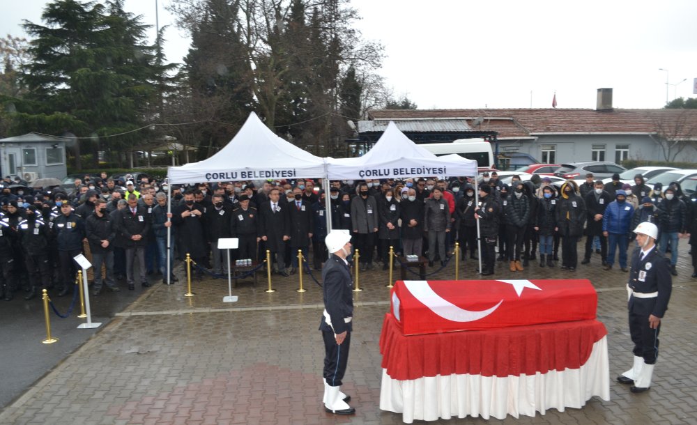 Polis Memuru Mehmet Alıç Son Yolculuğuna Uğurlandı 