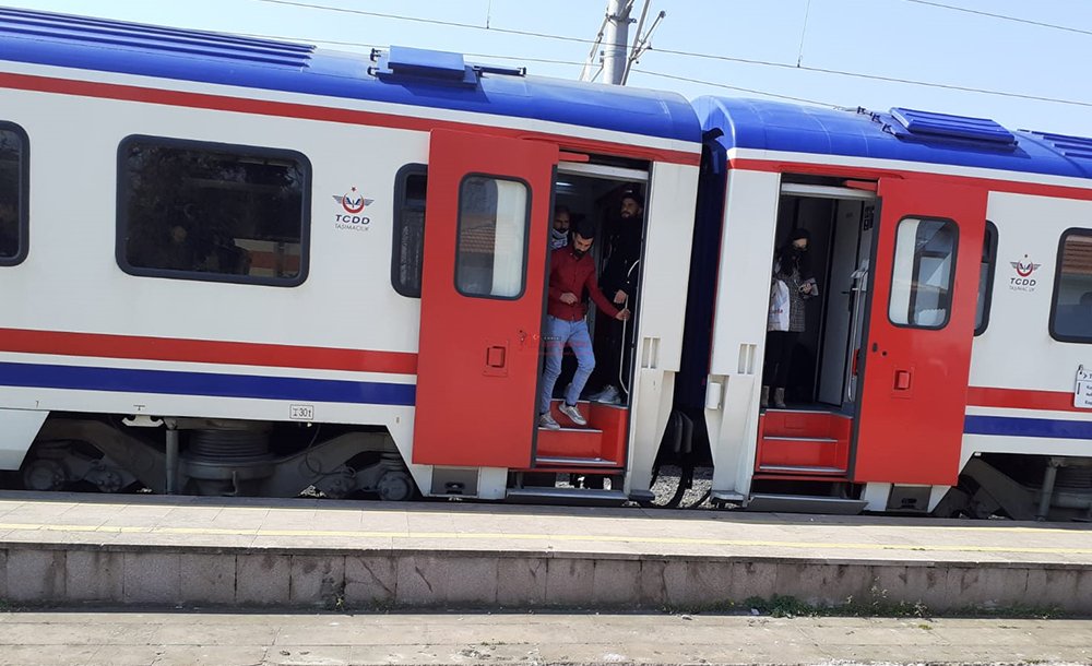 Akaryakıt Zamları, Tren Yolculuğuna İlgiyi Artırdı 