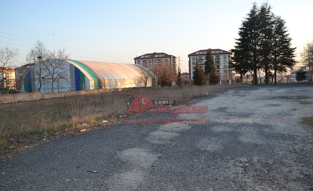 Tabelası Asıldı Çalışma Başlamadı 
