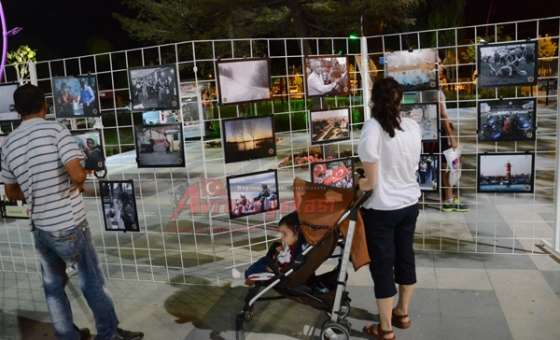 Fotoğraf Sergisi Cumhuriyet Parkı'nda