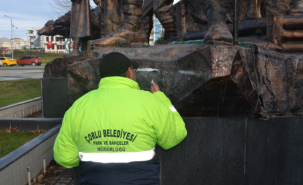 Balkan Anıtı Yine Karanlıkta Kaldı!