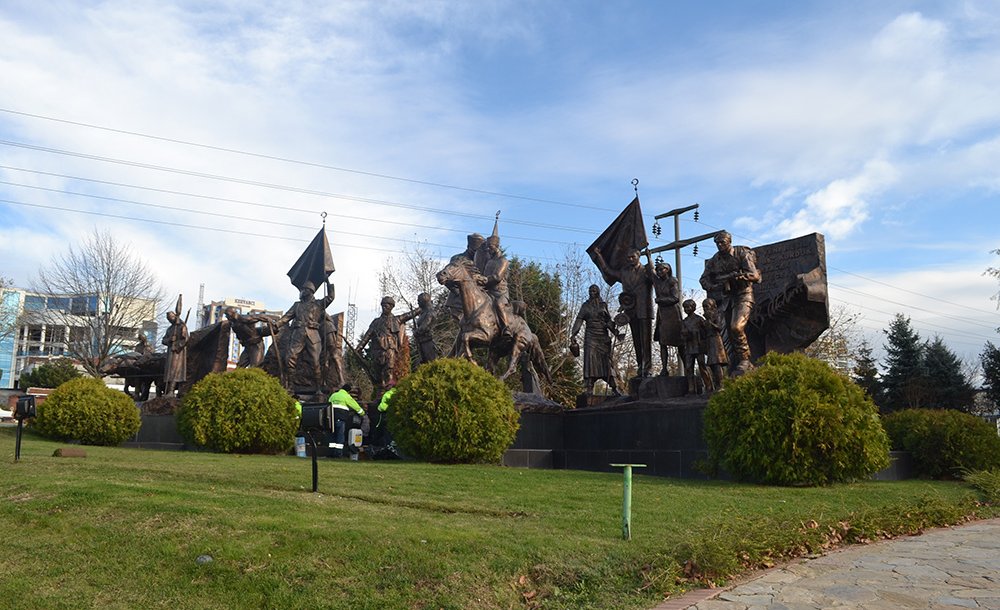 Balkan Anıtı Yine Karanlıkta Kaldı!