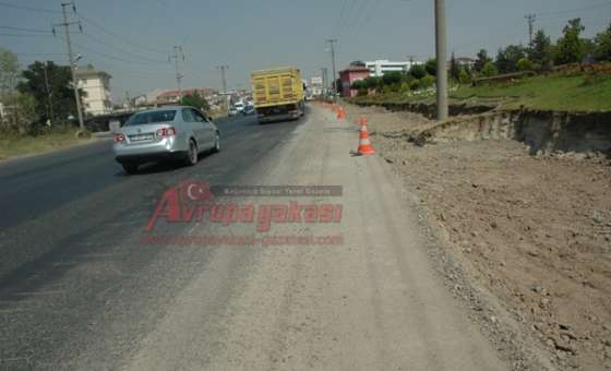 Sağlık Mahallesi Girişinde Yol Genişletme Çalışması