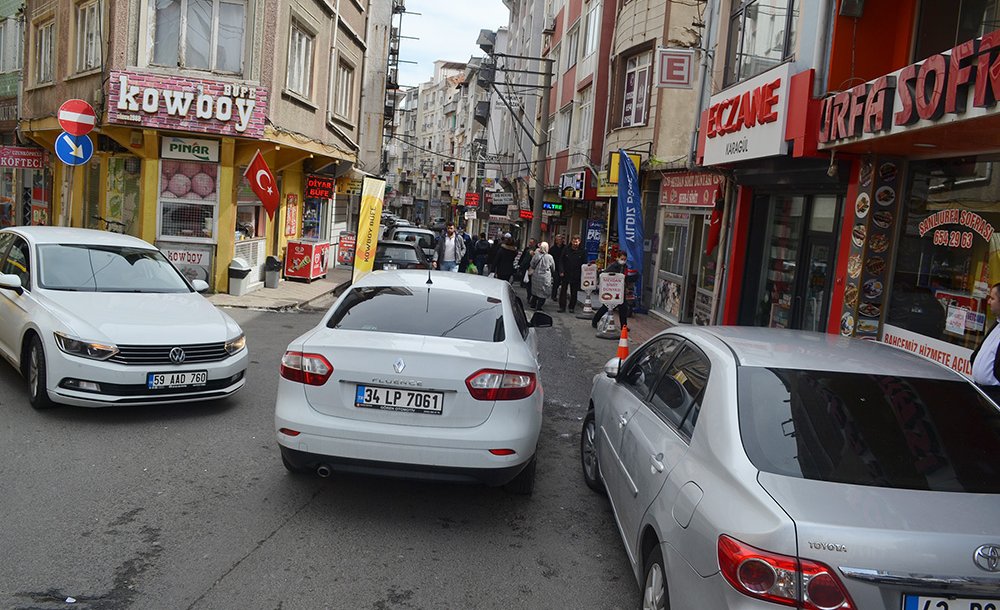 Akıncılar Caddesi'ne Çözüm Yok!