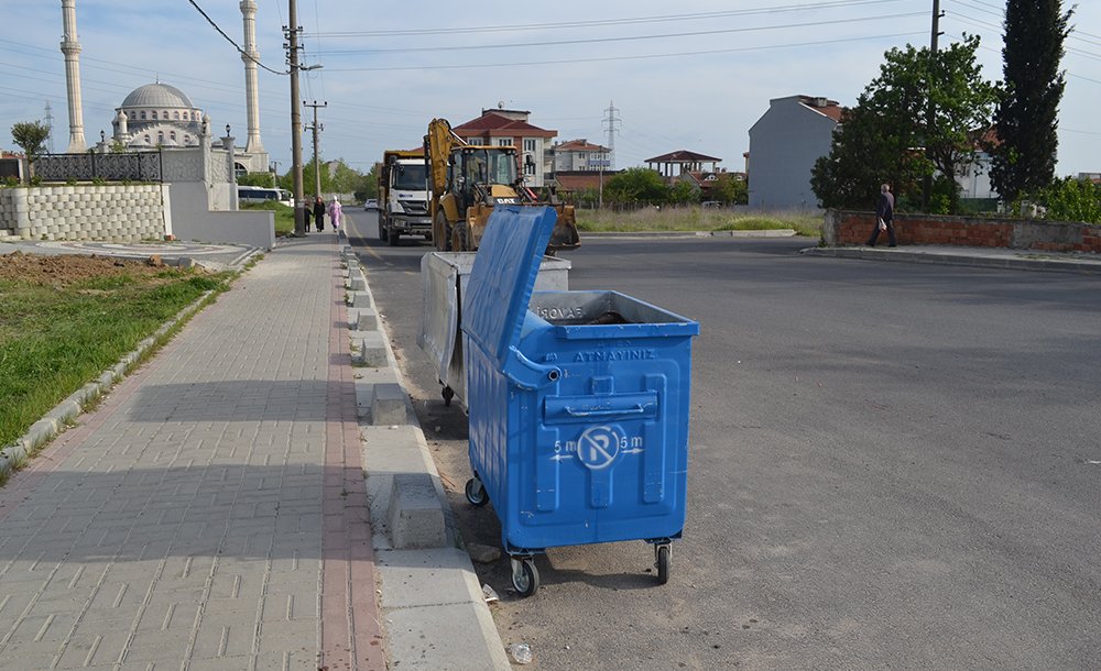 Geri Dönüşüm Kutusu Çöp Kutusu Oldu