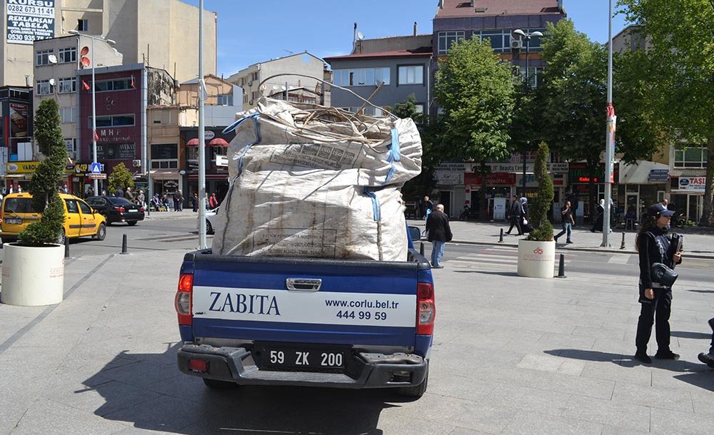 Çekçekçi Sorununa Dikkat Çekti 