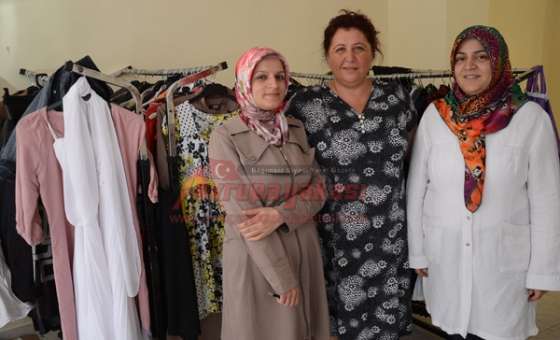 Reşadiye Mahallesi'nin Ak Partili Kadınlarından Hayır Çarşısı