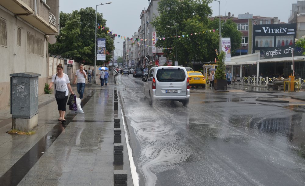 Yaz Yağmuru Kısa Sürdü 