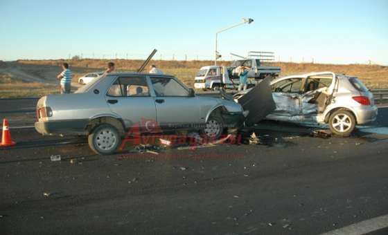 Yaralı Almaya Giden Ambulans Kaza Yaptı