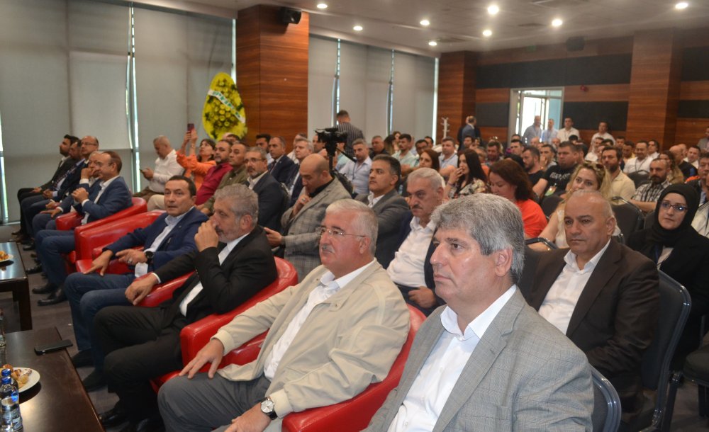 Öz Gıda İş Sendikası Başkanını Seçti 