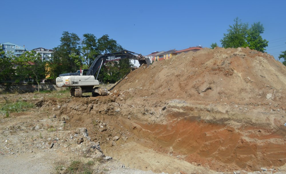 Okul İnşaatı İçin İlk Kepçe Vuruldu 
