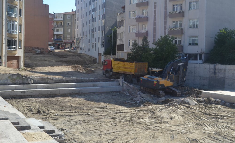 Amfi Tiyatro Sanat Merkezi Olacak 