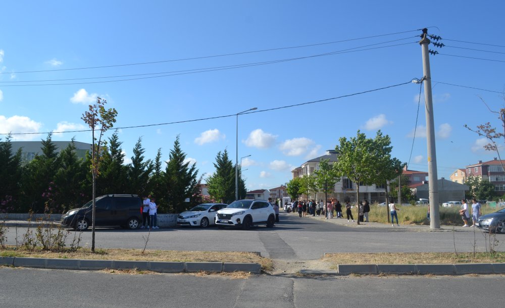 Öğrenciler Hafta Sonu Yks Sınavında Ter Döktü