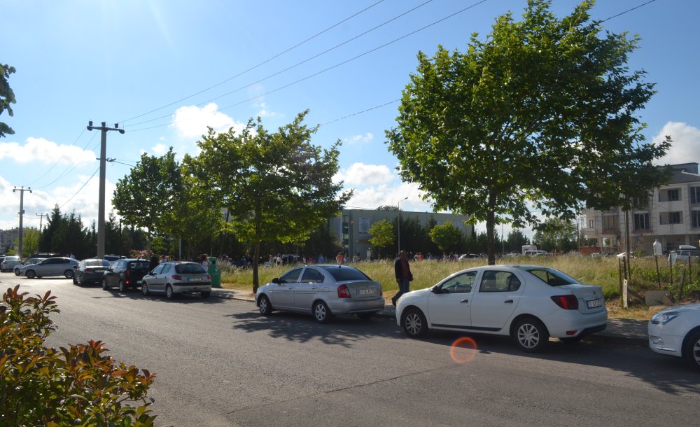 Öğrenciler Hafta Sonu Yks Sınavında Ter Döktü