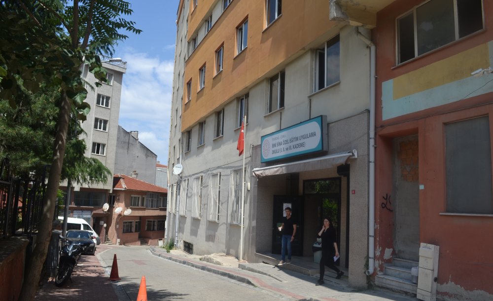 Veliler Yeni Okul İstiyor!