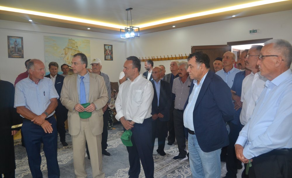  Çorlu Cem Evi'nden Komşuya Büyük Destek
