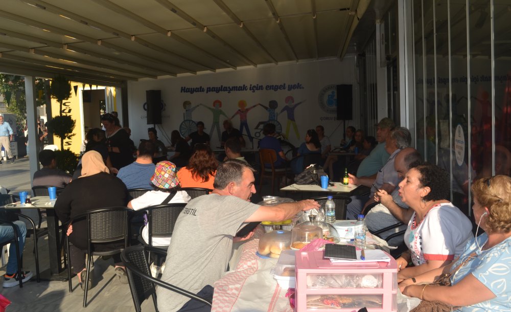 Engelsiz Kafe Bir Yılı Geride Bıraktı