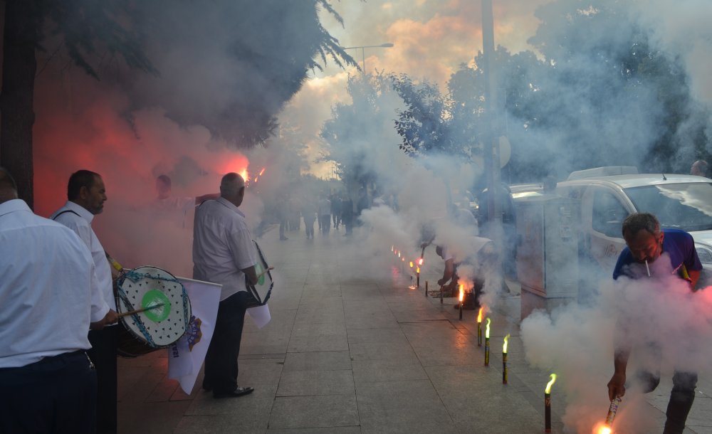  “Öz İplik İş Sendikası Büyümeye Devam Ediyor”