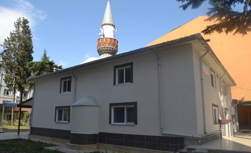 Caminin Yeni Hali Beğeni Topladı