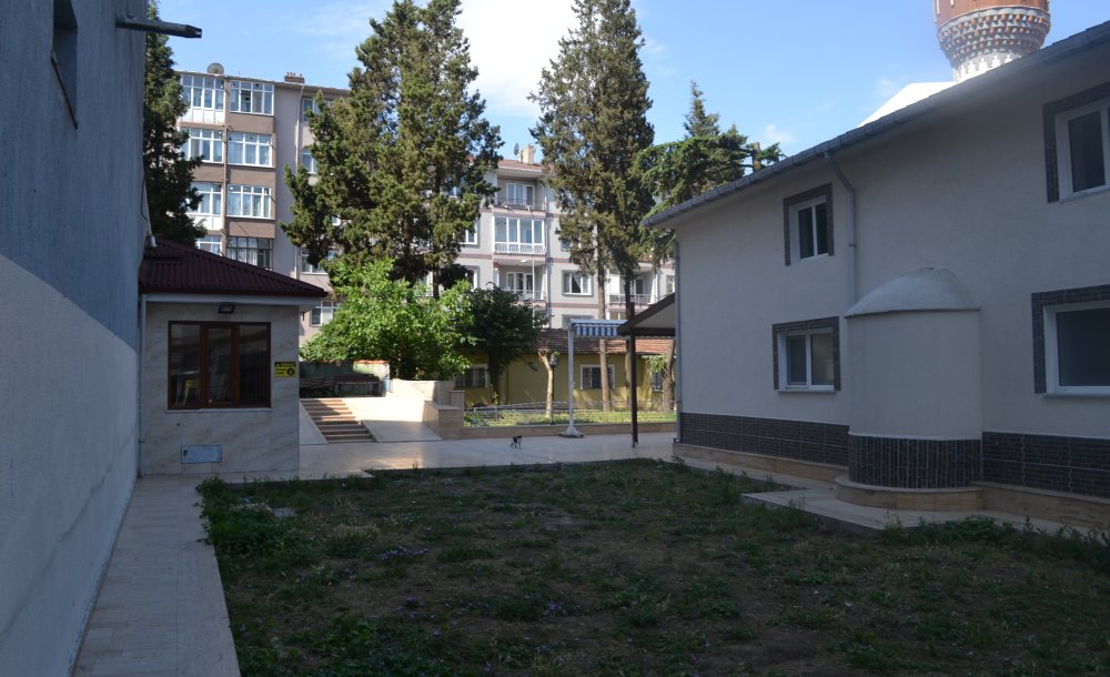 Caminin Yeni Hali Beğeni Topladı