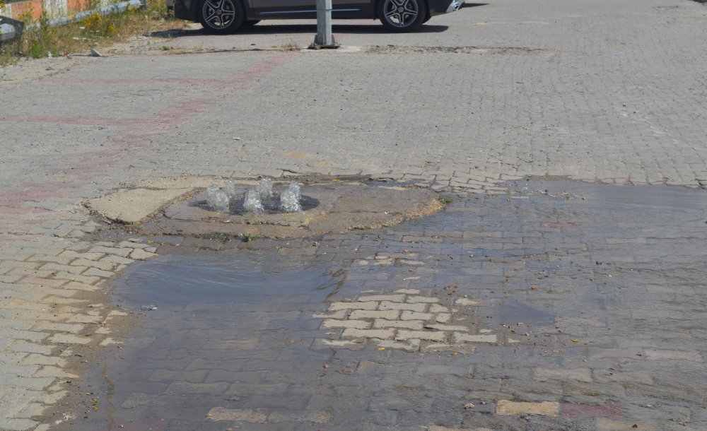 Rögar Kapağından Sular Fışkırdı