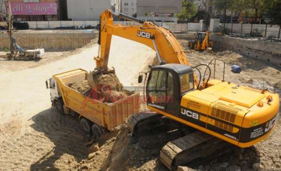  Kapalı Otoparkta Çalışmalar Sürüyor