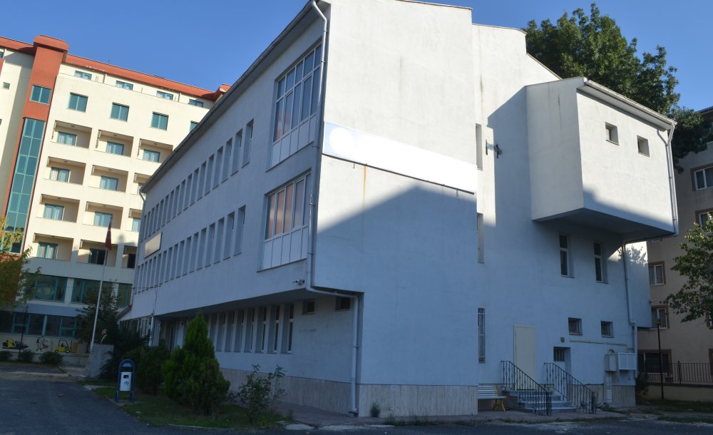 Çorlu'da Öğretmen Evi Hayal Oldu