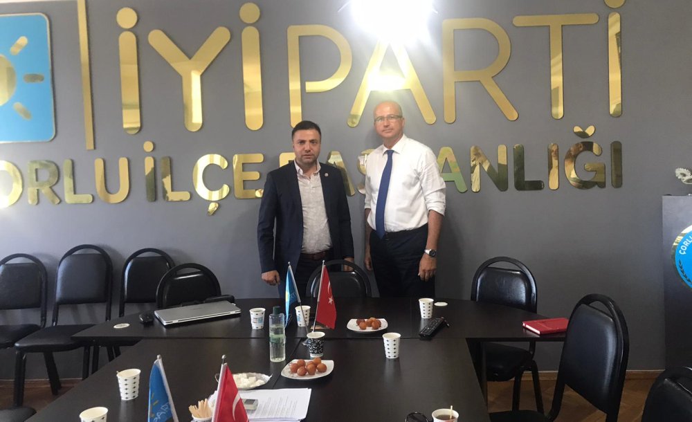 Yeniden Refah Partisi İyi̇ Partiyi Ziyaret Etti