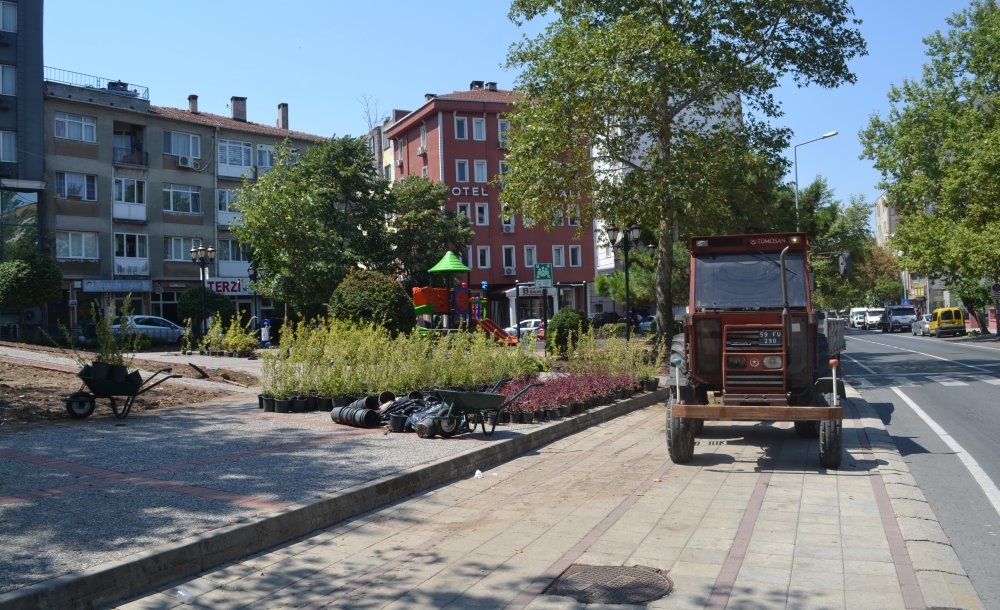 Uğur Mumcu Parkı'nda Çalışma