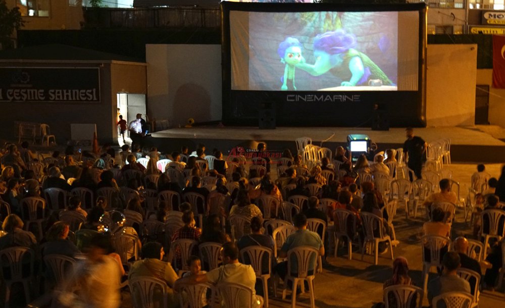 Çardaklı Çeşme Sahnesi Açıldı