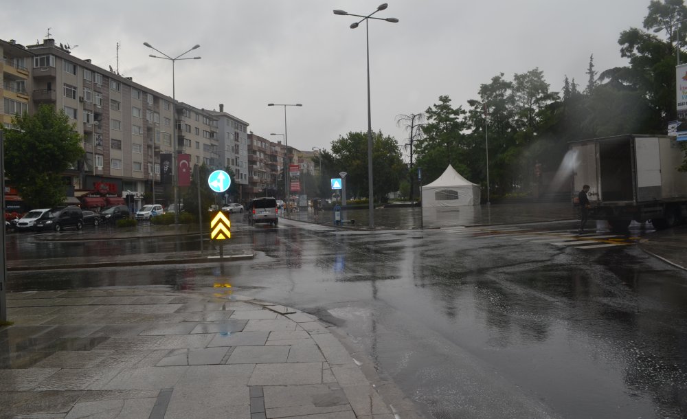 Hafta Sonuna Kadar Yağışlı Havalar Etkili Olacak!