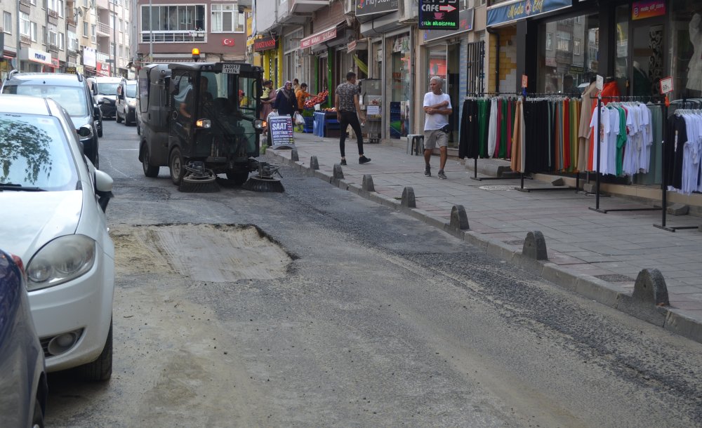“Alt Yapı Kurumlarıyla İlgili Sıkıntı Yaşıyoruz”