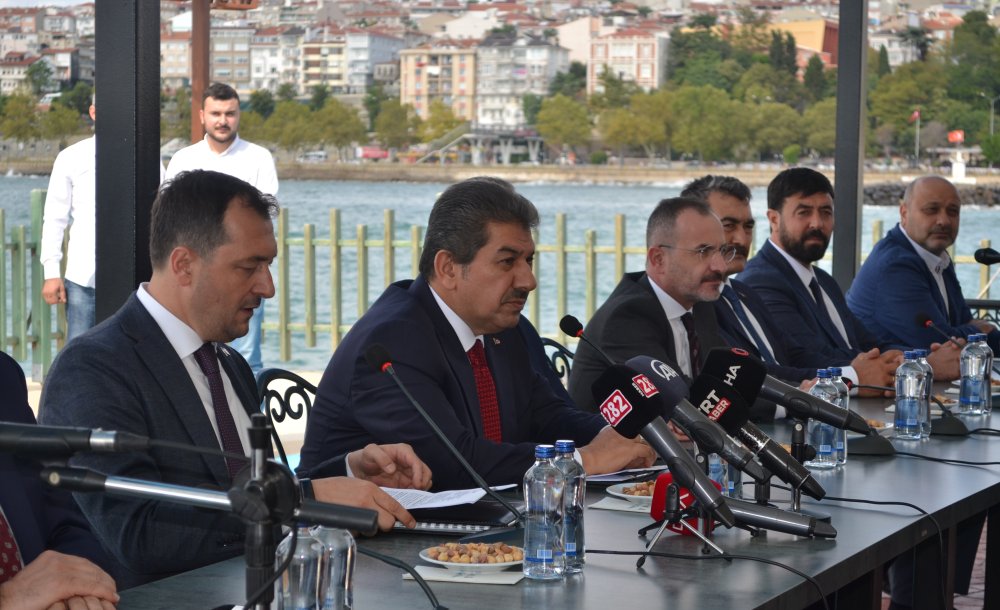  “Chp'li Belediye Başkanları İş Yerine Bahane Üretiyorlar”