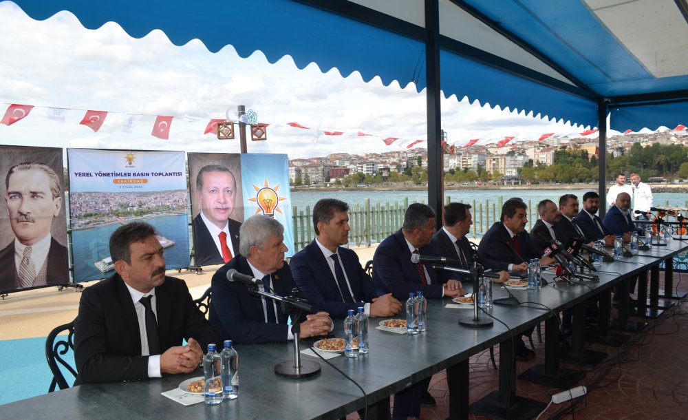  “Chp'li Belediye Başkanları İş Yerine Bahane Üretiyorlar”