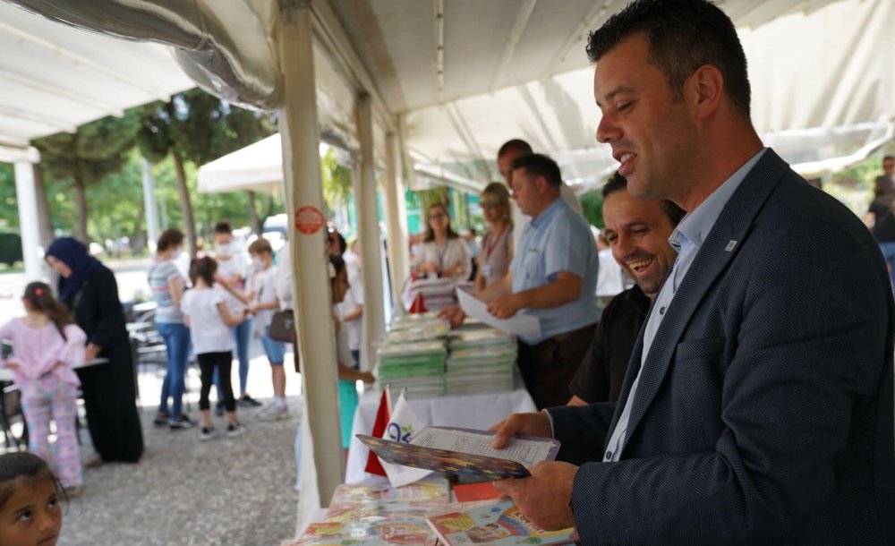 Çorlu Belediyesi'nden Okullara Destek 