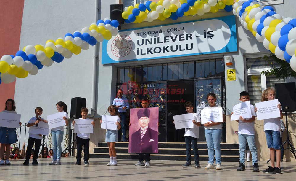 İlk Ders Zilini Kaymakam Eldivan Çaldı 