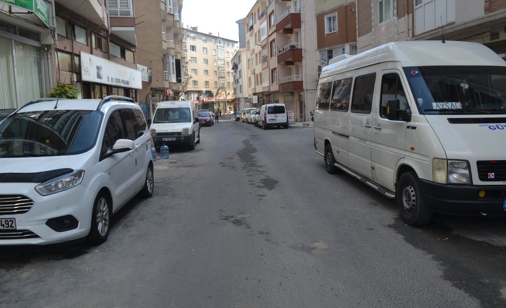 Yol Ve Kaldırım Çalışmaları Tamamlandı 