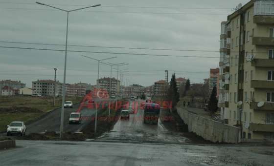 Yağmur Yağdı Böyle Oldu  